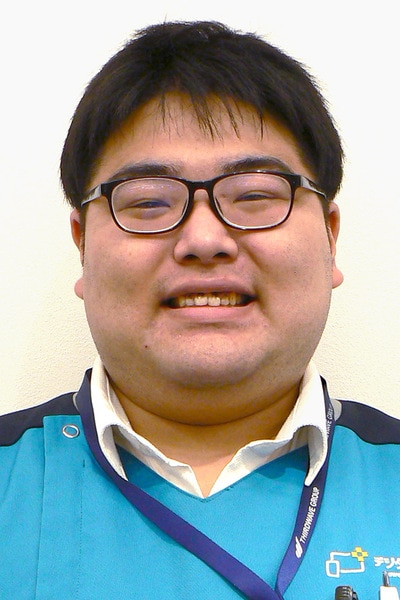 佐賀のパソコンスマホ修理店 デジタルドック佐賀南部バイパス店スタッフ スガワラ
